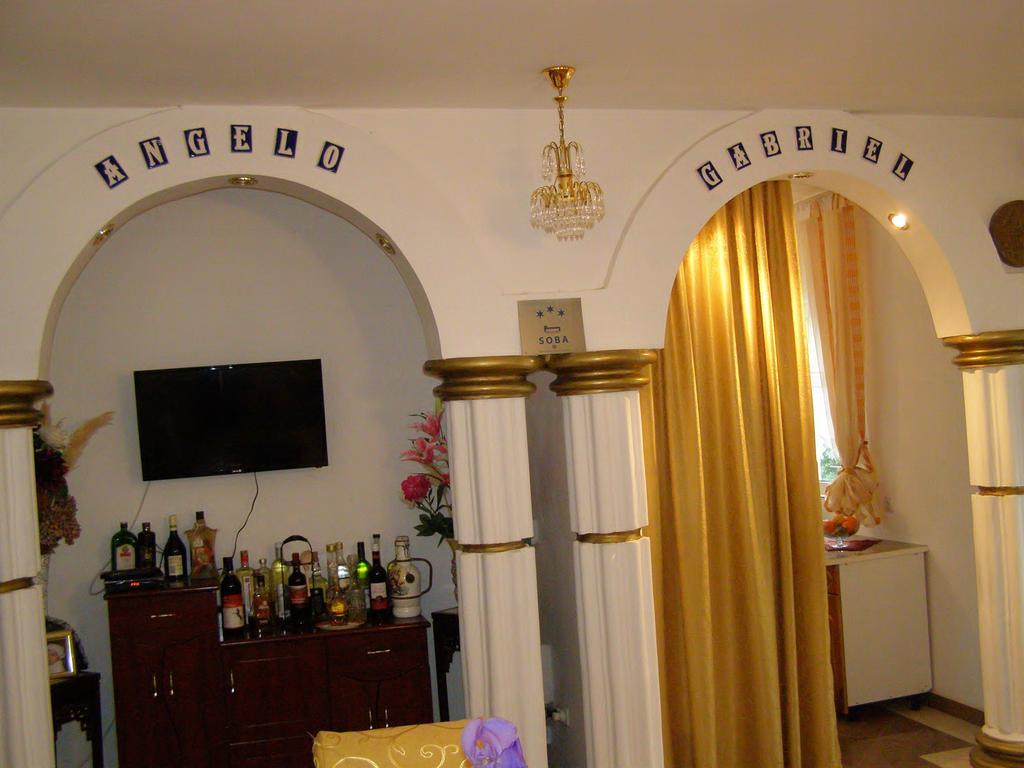 Hotel Wellness & Spa Angelo Gabriel Петровац Экстерьер фото
