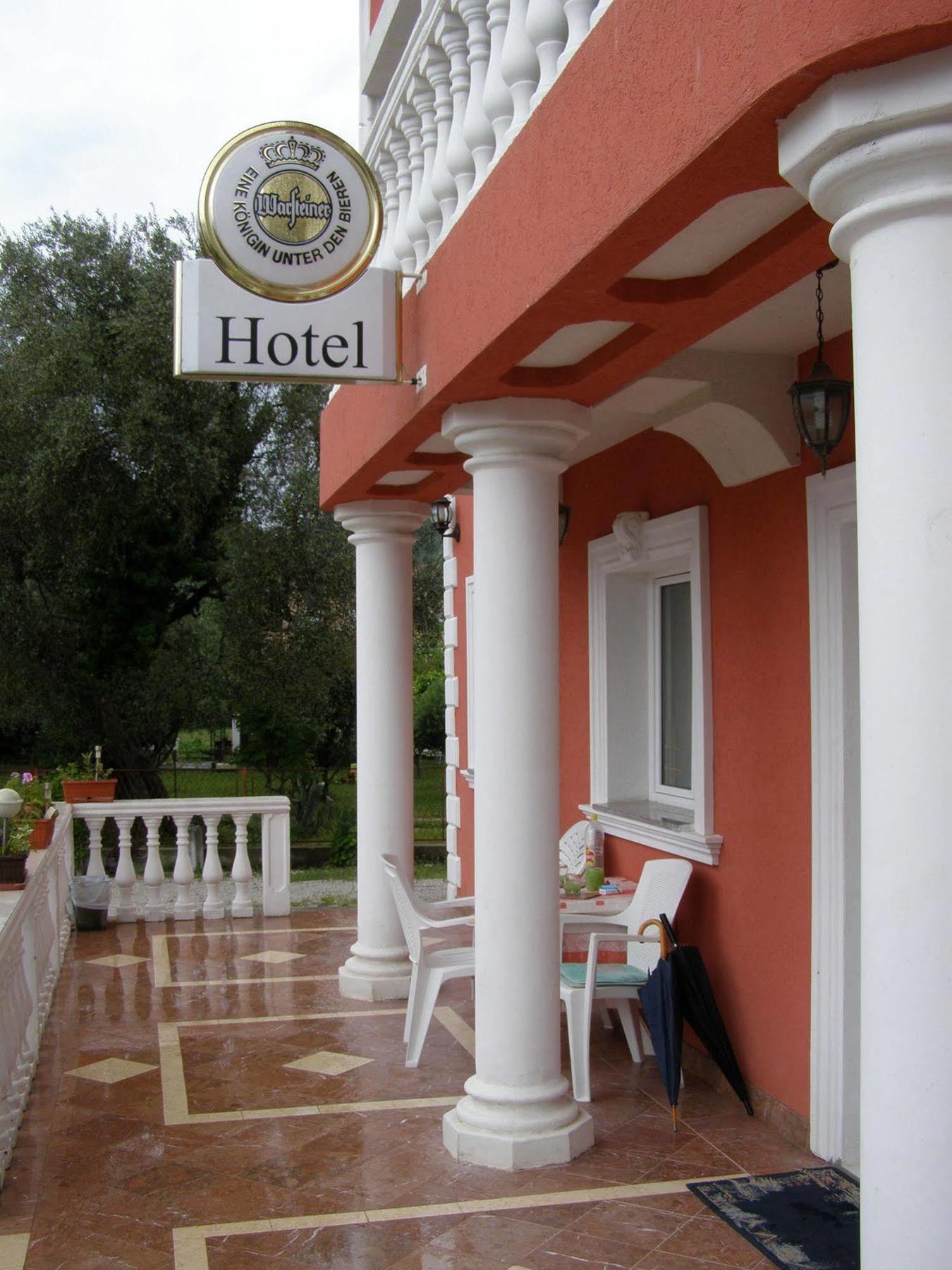 Hotel Wellness & Spa Angelo Gabriel Петровац Экстерьер фото