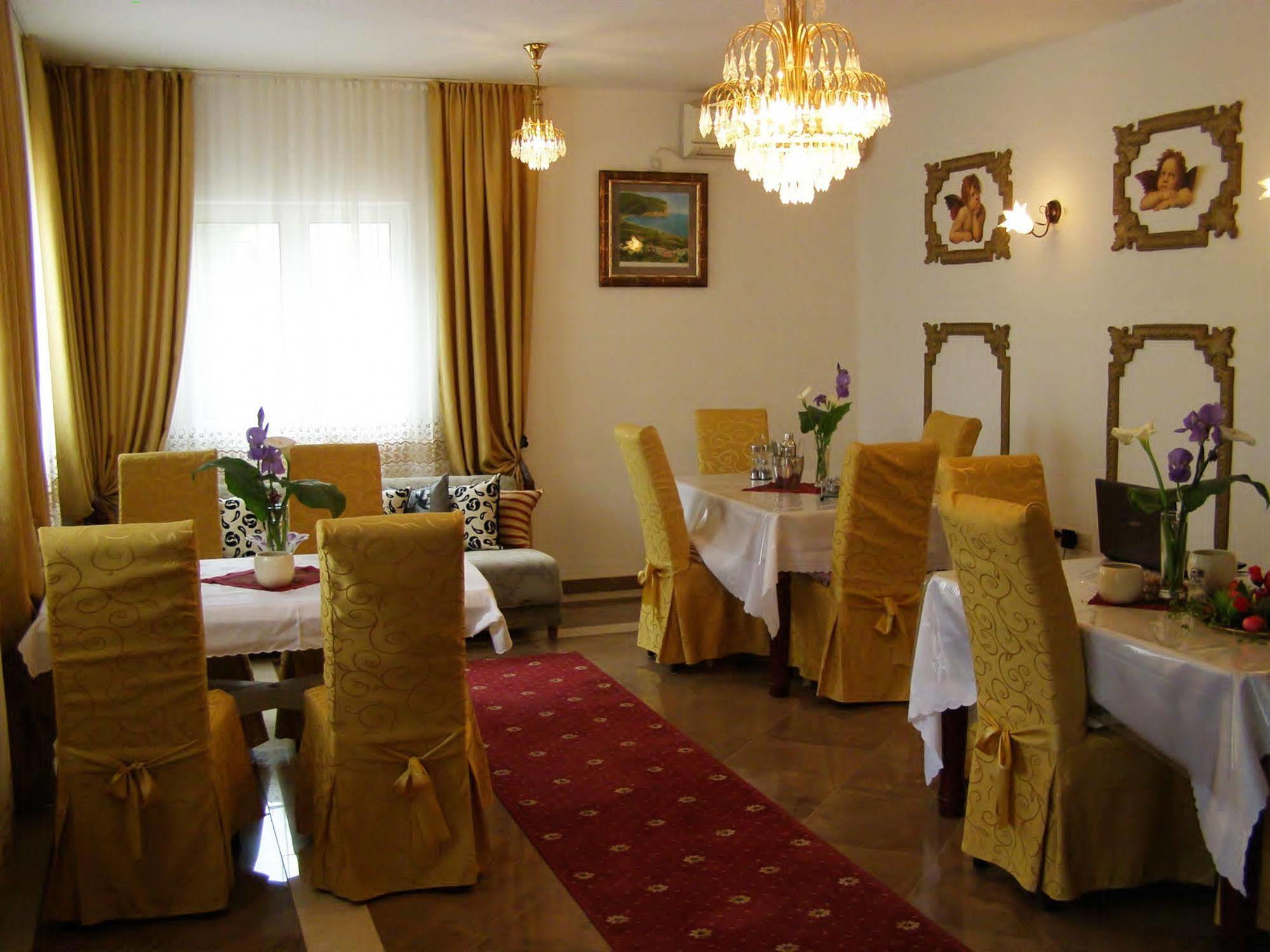 Hotel Wellness & Spa Angelo Gabriel Петровац Экстерьер фото